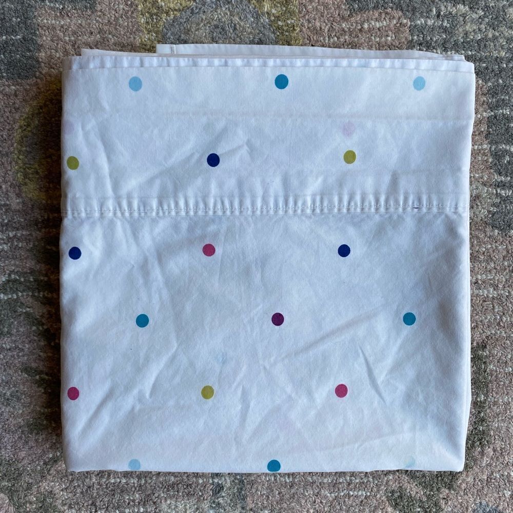 The Big One Twin Dot Top Sheet